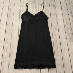 Vintage Vanity Fair Full Slip Womens 36 Small Black Lacy Nylon Tricot Lingerie
